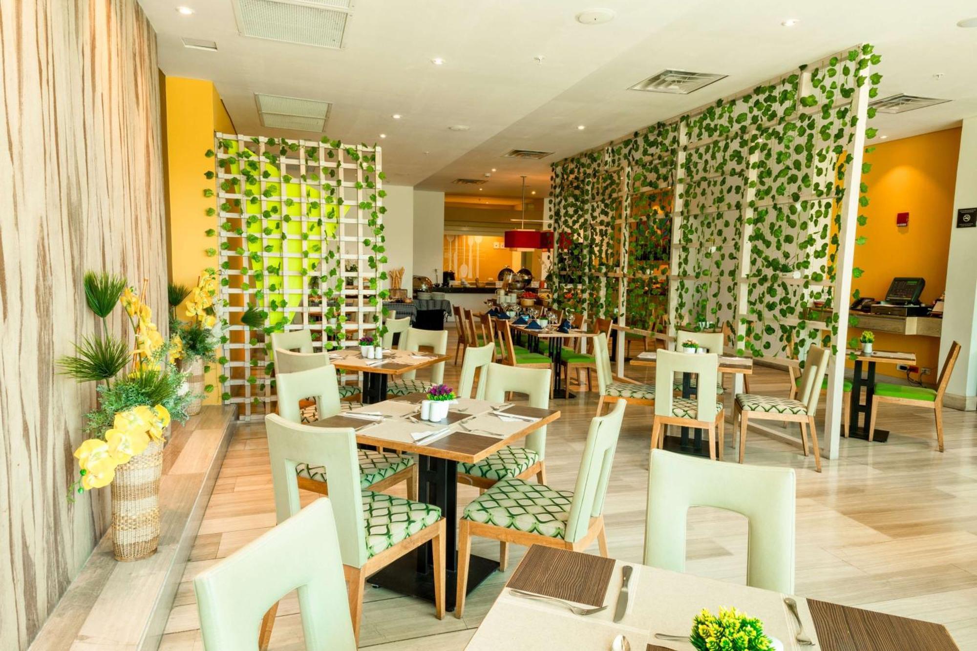 Hilton Garden Inn Barranquilla Extérieur photo