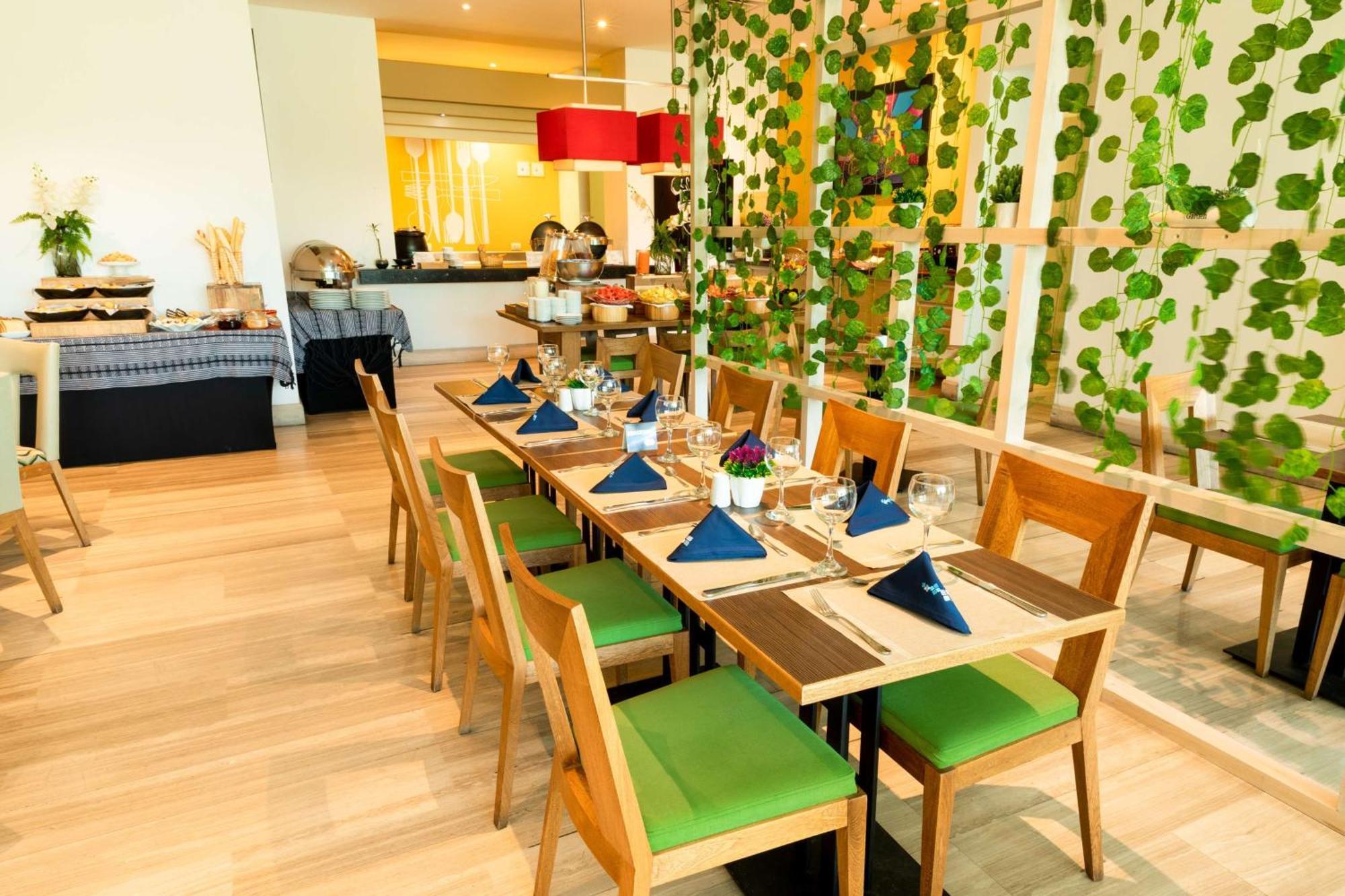 Hilton Garden Inn Barranquilla Extérieur photo