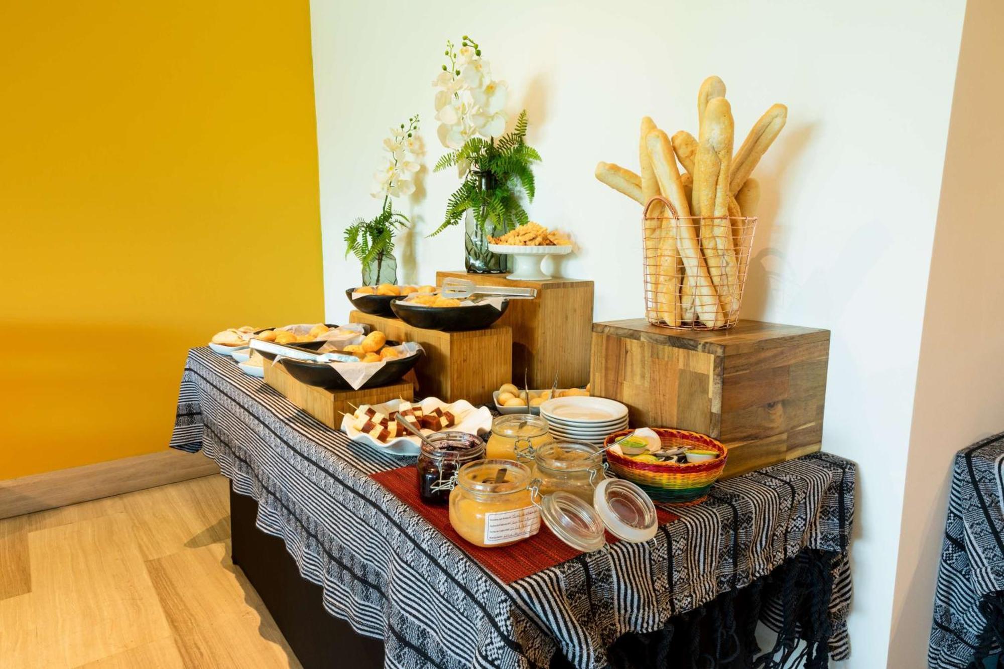 Hilton Garden Inn Barranquilla Extérieur photo