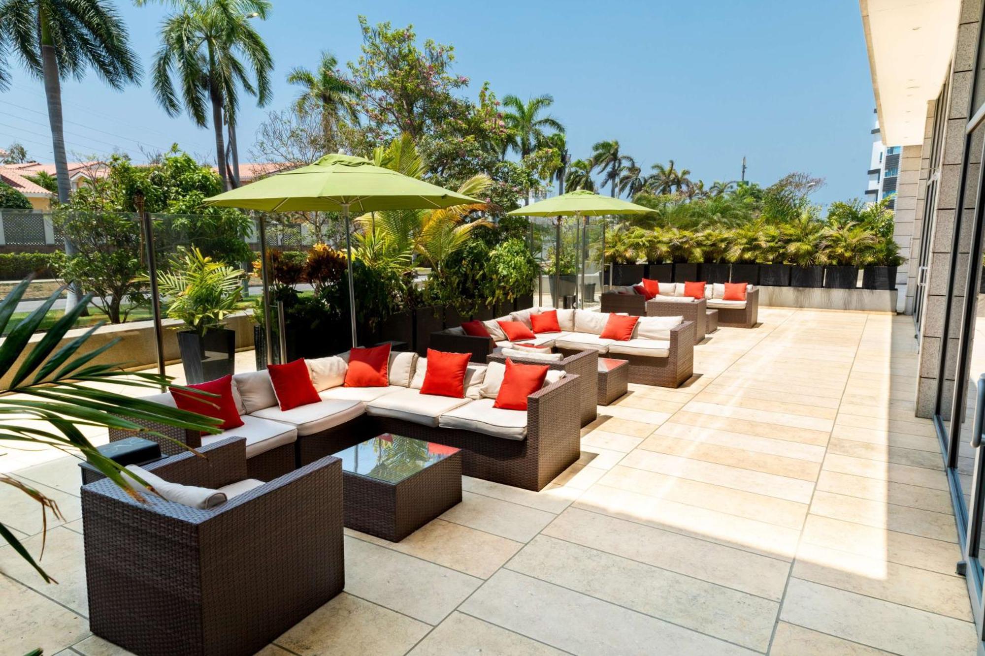 Hilton Garden Inn Barranquilla Extérieur photo