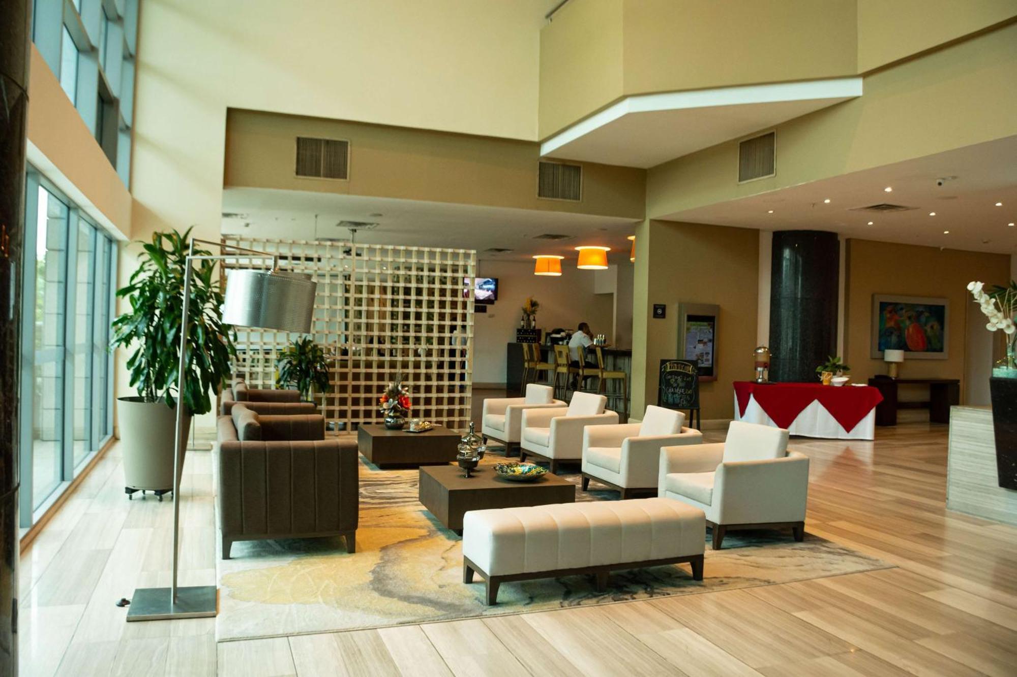 Hilton Garden Inn Barranquilla Extérieur photo
